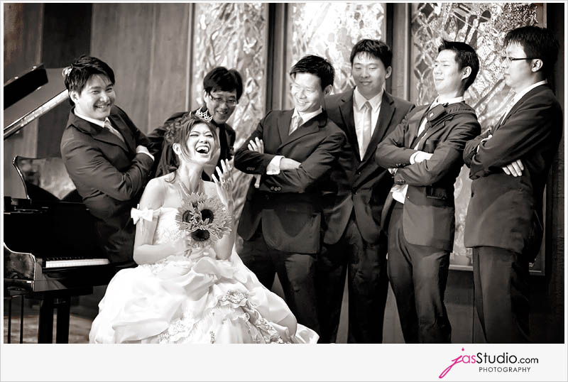 IMAGE: http://www.jasstudio.com/Categories/Actual-day/img/CL_YR_29.jpg